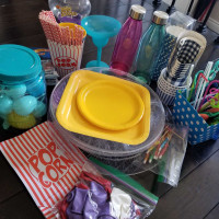 Kids party/picnic supplies 