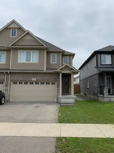 Move in day May 1st 2026. Total 6 rooms at the House. 4 Upstairs rooms. 1 master bedroom with bathro...