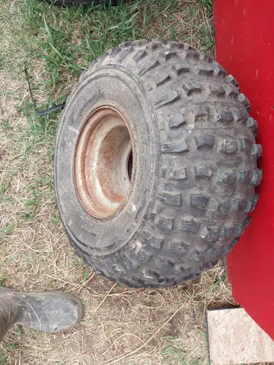 Tire for sale! Willing to meet in Edmonton. And don't forget to look at my other ads!