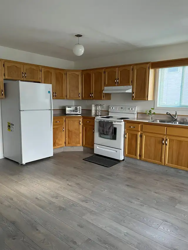 Room available! 2 bed 1 bath BSMT