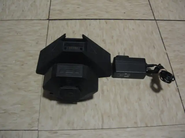 Boombotix Boombot Pro Bass Station Wireless Bluetooth Rechargeab in Other in Ottawa - Image 5