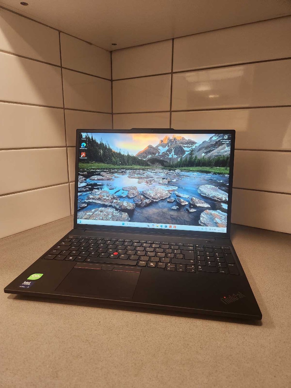 Laptop Lenovo Thinkpad P16s Gen 3 | Laptops | City of Montréal | Free ...