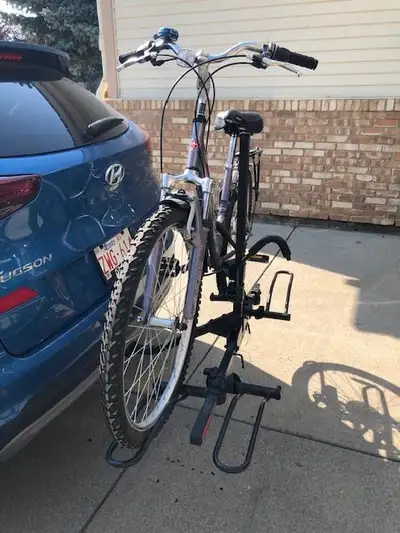 Foldable two-bike carrier, View more