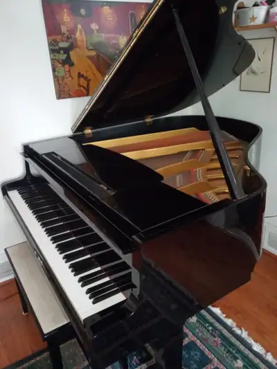 Fabulous Yamaha GH1 Baby Grand in perfect condition, View more