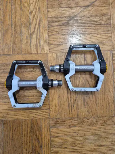 pédales de vélo , View more