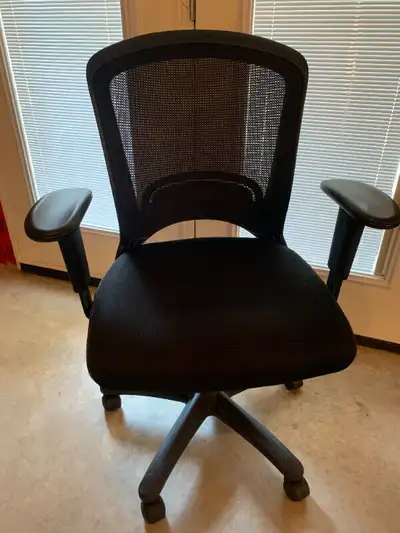 Office Chairs NEW - Ergonomic Mesh Task Chair - Black, View more