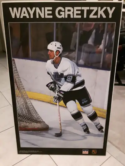 WAYNE GRETZKY Vintage Poster Los Angeles Kings 1989 Starline, View more