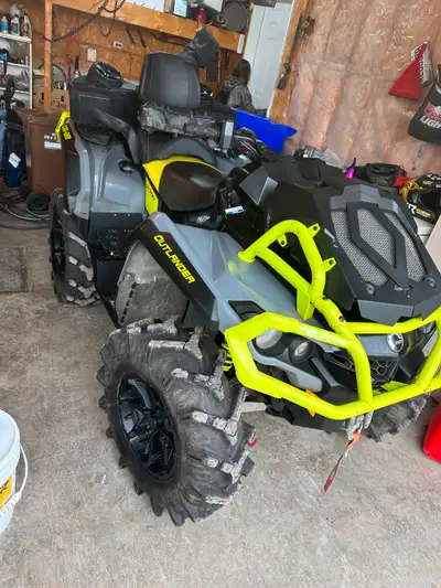 Comes with Can Am Storage box w/bluetooth speakers. Can Am 2 up seat included. Upgraded footwells to...