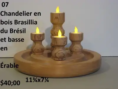 J'ai 2 chandeliers a 4 chandelles a pile 1@ $40.00 et 1@ $25.00 >>>> cell >>>514-576-8529<<< (Je ne...