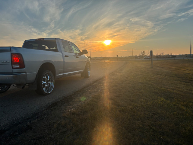 2015 Dodge Ram 1500 in Cars & Trucks in Edmonton - Image 4