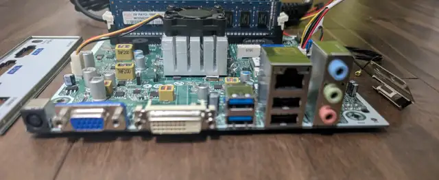 HP mini ITX motherboard w/CPU and memory in System Components in City of Toronto - Image 3