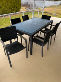 Patio Table 39” x 70.5” with 6 Chairs