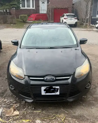 Hello selling my 2013 Ford Focus titanium 144783 original kms Engine end transsmission very good . E...