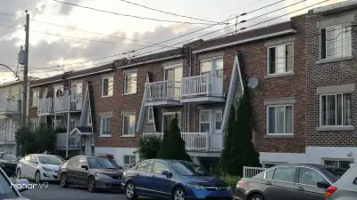 4 1/2 Apartment in St- Michel for rent in July