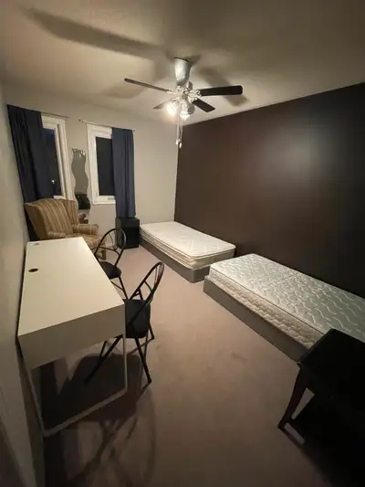 Room for Females / Couple & 1 Male Roommate Wanted