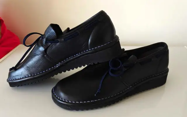 New Leather Shoes Size 7 in Women's - Shoes in City of Toronto - Image 3