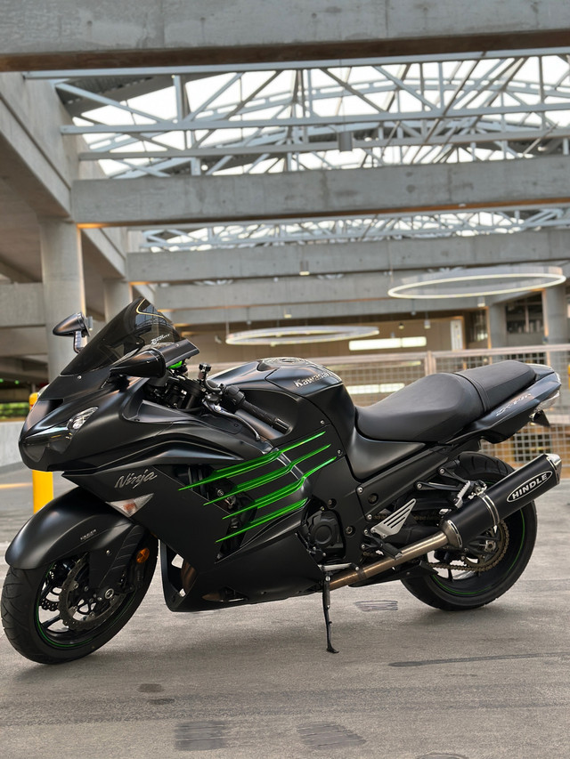 2015 Kawasaki Ninja ZX-14R mint! in Sport Bikes in Markham / York Region