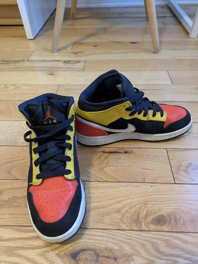 Nike Air Jordan size 5.5 in Women's - Shoes in City of Montréal - Image 3