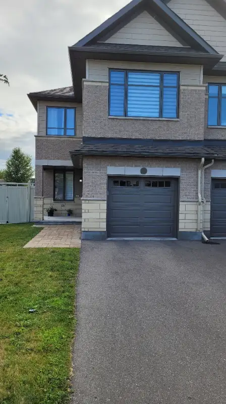 Room for Rent Stittsville July 1st in Room Rentals & Roommates in Ottawa - Image 2
