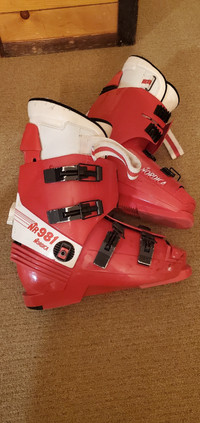 Nordica ski boots, 316 mm
