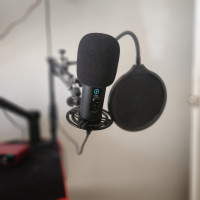 Podcast microphone en parfait etat