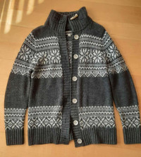 Button-Up Wool Sweater - Small