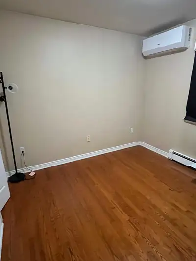 ONLY BACHELOR’S NEEDED. Address -318 Oceanview Dr. Bedford. Two private room available in a 3 BHK ho...