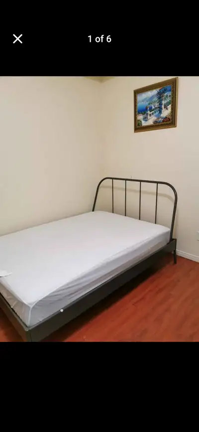 Bright & Comfortable Room for Rent – Steps 5 minutes to York University! Looking for a clean, quiet,...