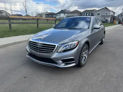 Features: * 4.7L Twin-Turbo V8 Engine * 4MATIC All-Wheel Drive * Automatic Transmission * Premium Le...