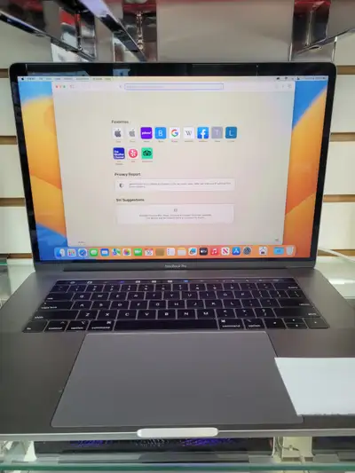 Apple Macbook Pro touchBar 15 pouce 2018, View more