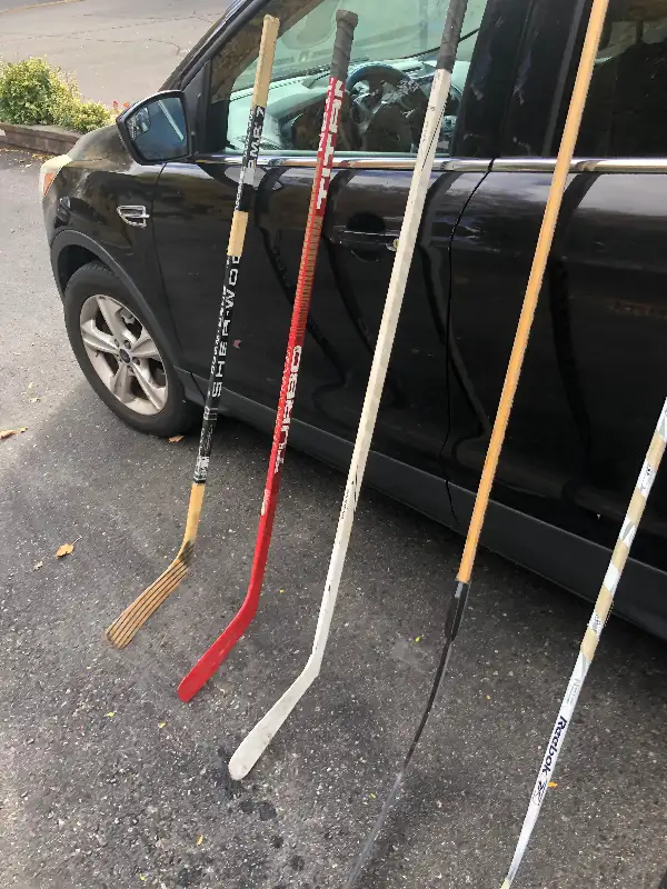 Hockey Sticks in Hockey in Mississauga / Peel Region - Image 3