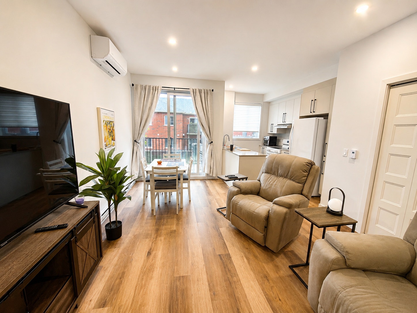LOFT à louer – 975 $ TOUT INCLUS – Victoriaville — photo 2