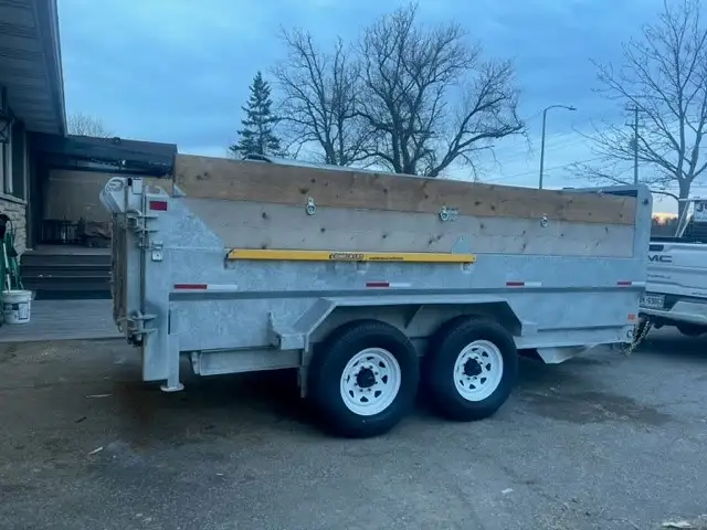 JUNK REMOVAL*NOW 613 407-9500 EASY/LOAD TRAILERS  PH/TEXT ROLAND62863235853698124