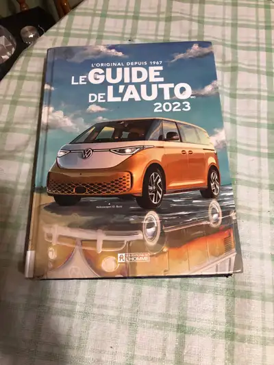 livre guide de l’auto 2023, View more
