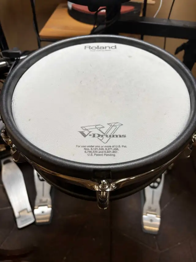 Roland PD-105BK V-Pad-10-inch dual-trigger drum in Drums & Percussion in Oakville / Halton Region - Image 2