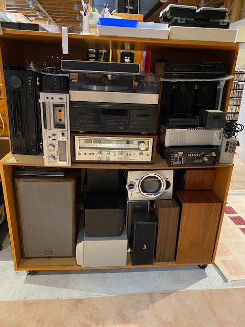 Stereo Audio System in collections of various items in Stereo Systems & Home Theatre in Markham / York Region - Image 7