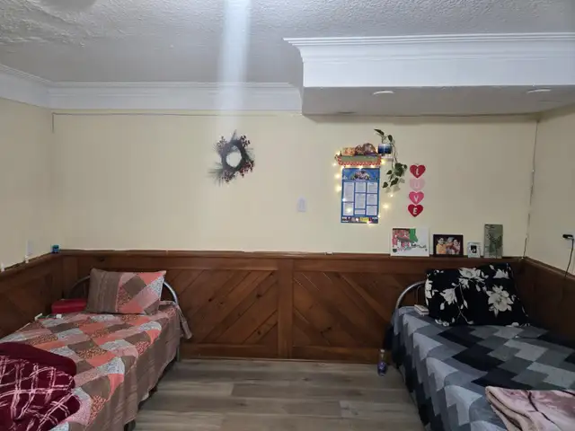 FULLY FURNISHED ROOM IN BASEMENT IN MALTON ONLY FOR GIRLS in Room Rentals & Roommates in Mississauga / Peel Region - Image 9
