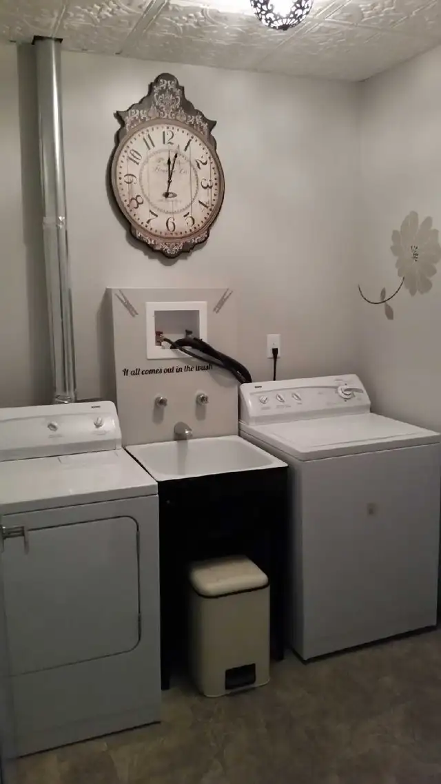 1 Bedroom Apartment for rent in Radville in Long Term Rentals in Regina - Image 3