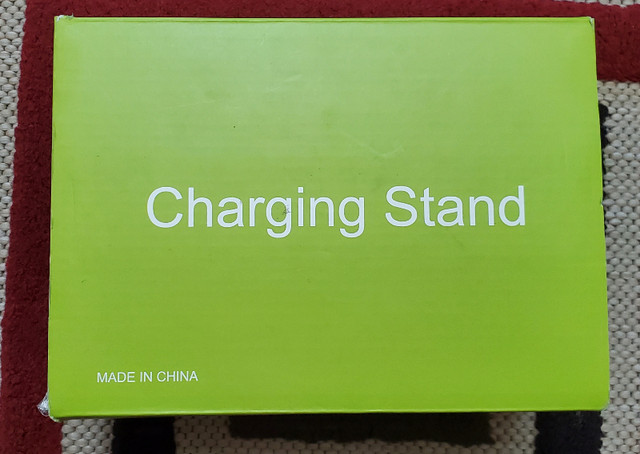 Brand New 2 in 1 Wireless Charging station for Apple device in General Electronics in Markham / York Region