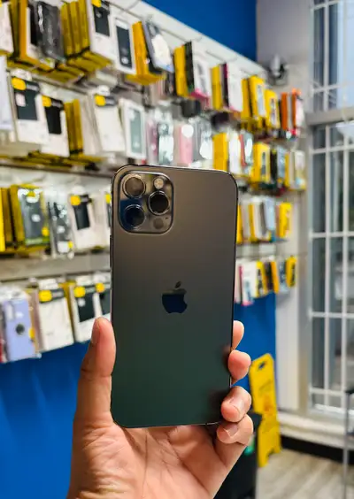 iPhone 12 Pro 256gb, View more
