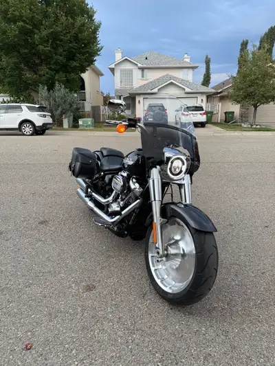 For sale showroom condition Harley Davidson Fat Boy 114. Fully stock. Lots of chrome upgrades. Tinte...