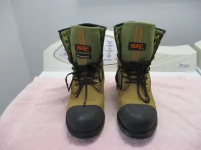 STC Safety Work Boots Size 8.5, View more