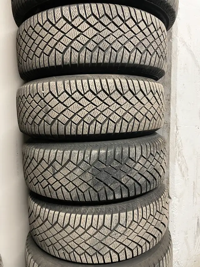 4 Winter Tires - Continental Viking Contact 215/65R16 on rims in Tires & Rims in City of Toronto - Image 2