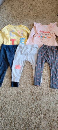 Baby girls clothes size 24 months 