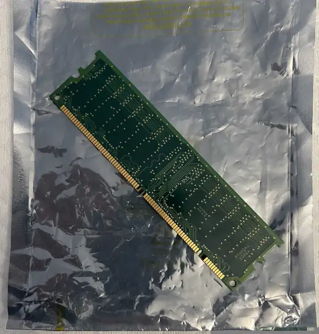 Mémoire Ram PC100 SDRAM 64 MB in System Components in Lévis - Image 3