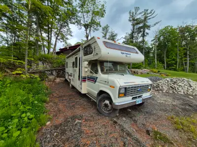 8 Cylinders. $1000 dollars OBO.Great Handyman job. All appliances removed from van. Wood included.No...