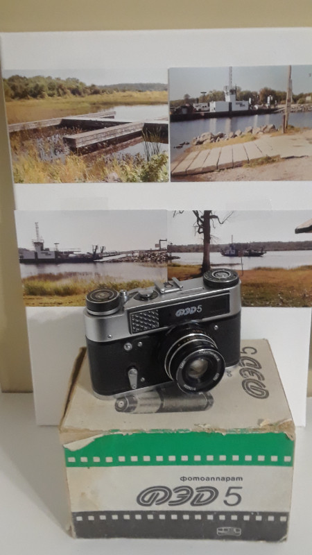 Vintage FED 5 Rangefinder Film Camera in Arts & Collectibles in Gatineau