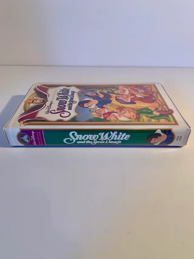 Disney VHS Tapes in CDs, DVDs & Blu-ray in West Island - Image 8