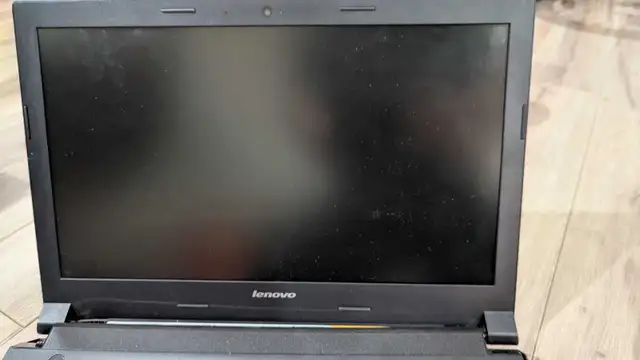 Lenovo B50 in Laptops in City of Montréal - Image 3