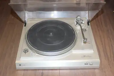 Dual CS-508 Vintage Strobe Turntable, View more